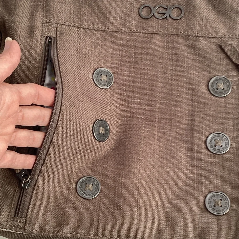 OGIO Classic Brown Messenger Bag